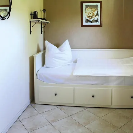 Doppelhaushaelfte, Twietfort