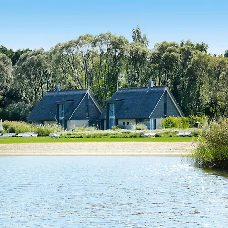 Doppelhaushaelfte, Twietfort Feriehus